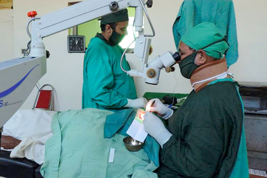 Cataract Surgeries Restarted in Pakistan